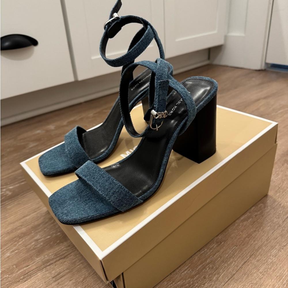 Michael Kors Denim Elegant Blue Block Heel Sandals size 9 worn once!